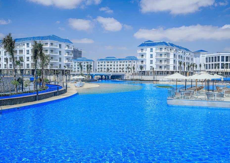 azur hotel north coast swimming pool