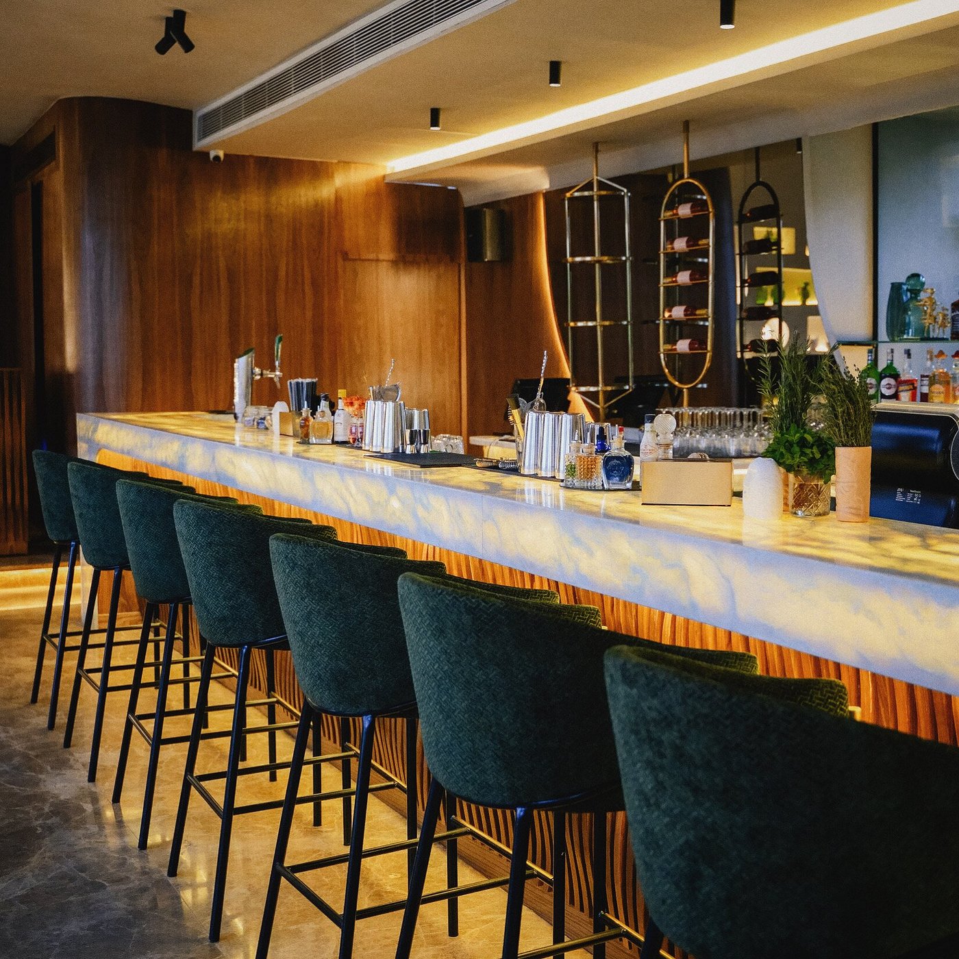 katameya heights bar