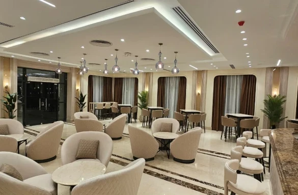 azur hotel crystal lounge