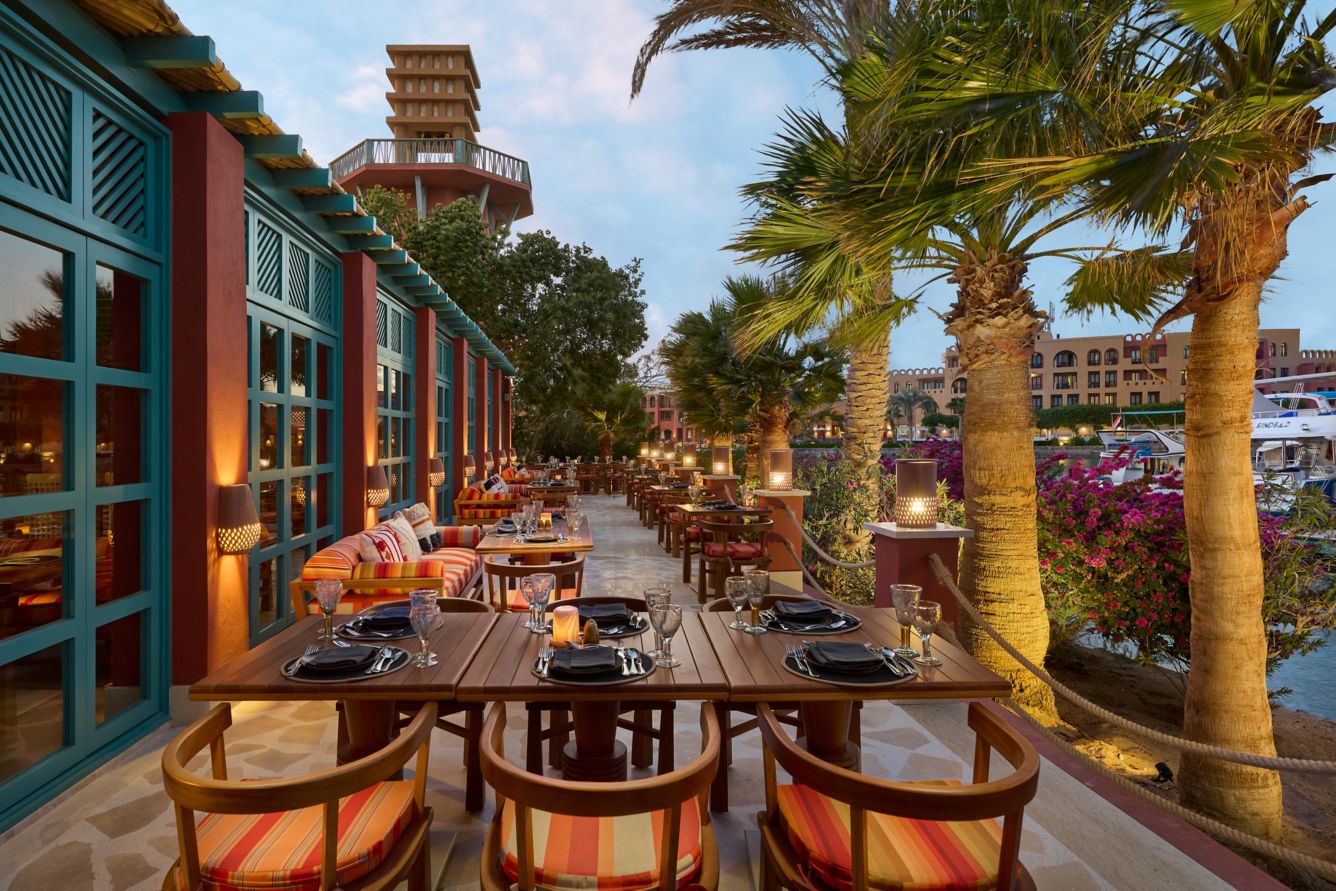 si hrgsi orient 1001 restaurant 33821 Classic Hor