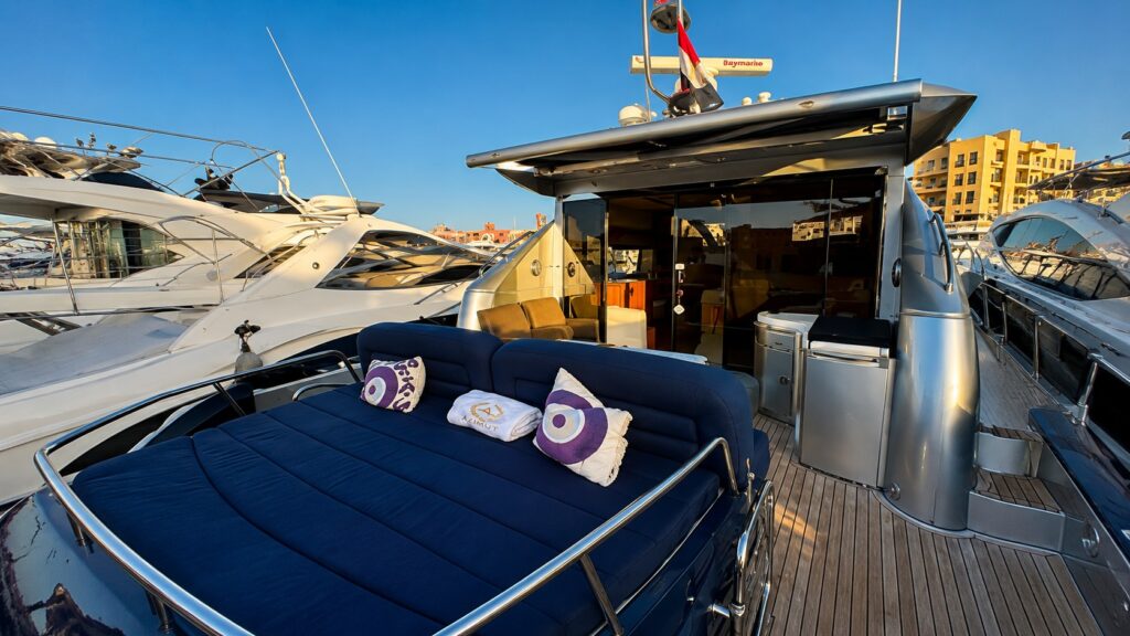Natasha Sunseeker Natacha 2